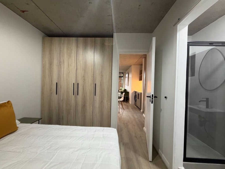 1 Bedroom Property for Sale in Table View Western Cape